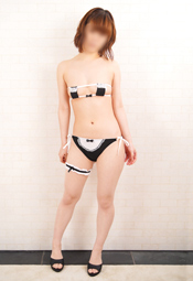 【M038】眼帯ブラ メイド